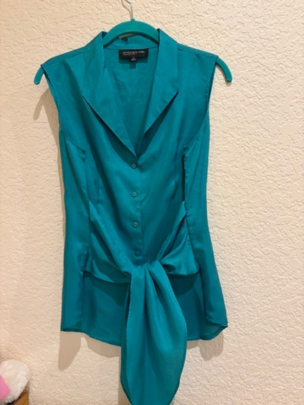 Vibrant Teal Sleeveless Dressy Blouse - size M
